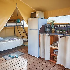 Camping Des Papillons, Lalizolle